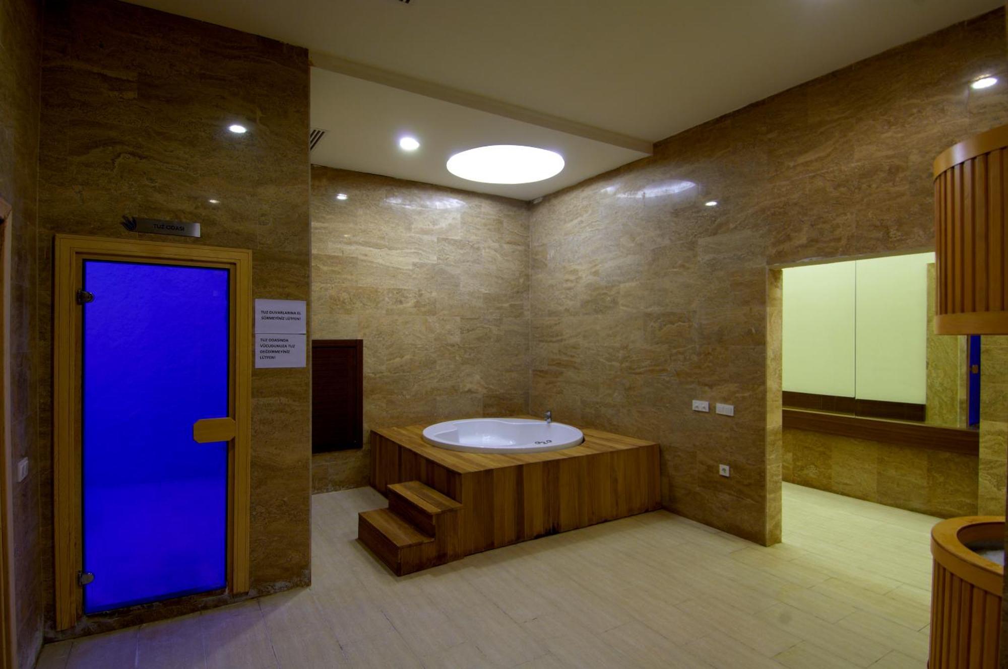 Safran Thermal Resort Sandıklı Exterior foto